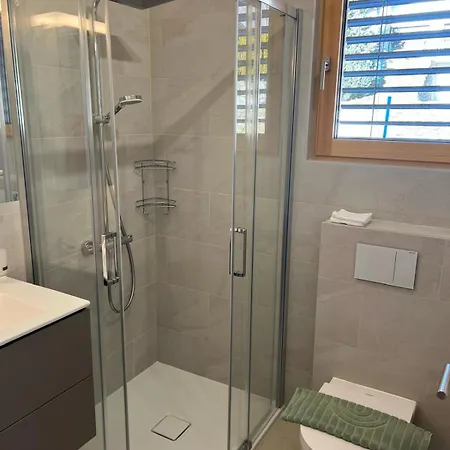 Maison Panorama Alpes Suisses & Sauna * Lens