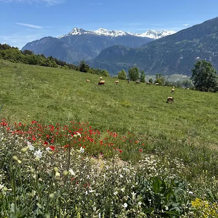 Maison Panorama Alpes Suisses & Sauna Lens
