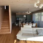 Maison Panorama Alpes Suisses & Sauna בית נופש *